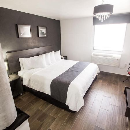מונטריי Vn Hotel מראה חיצוני תמונה