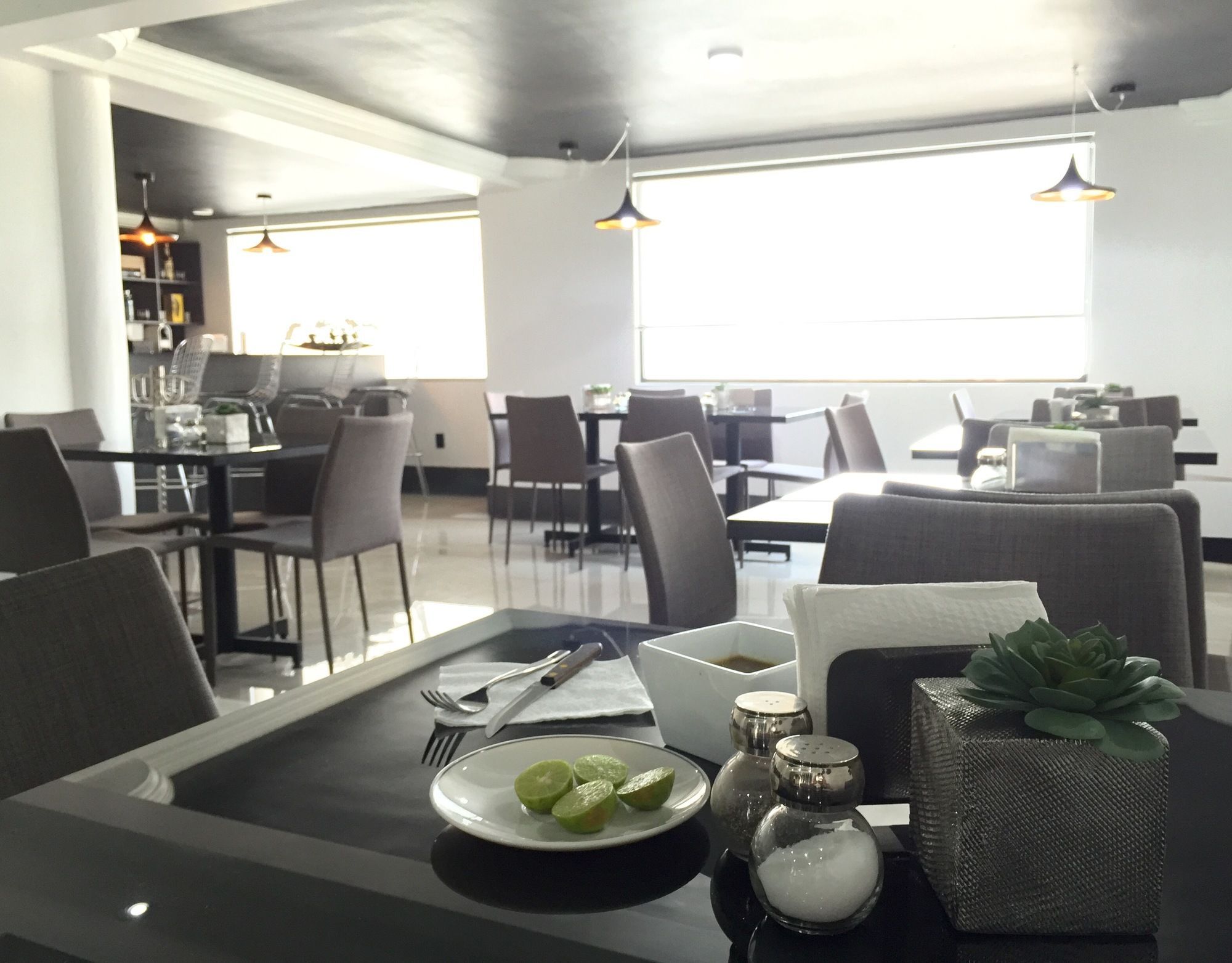 מונטריי Vn Hotel מראה חיצוני תמונה