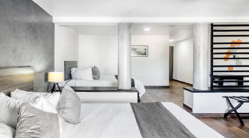 מונטריי Vn Hotel מראה חיצוני תמונה